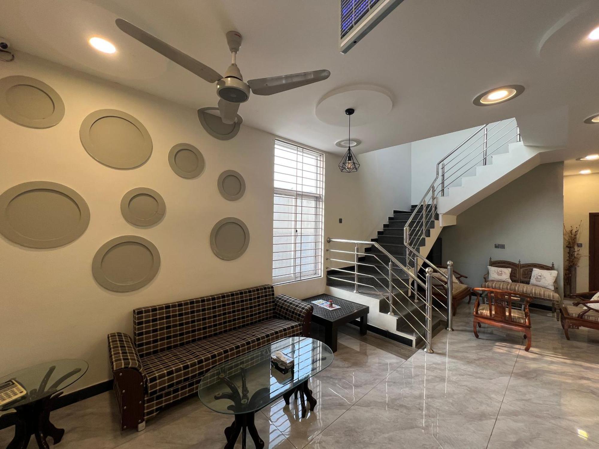 Deluxe King Room In Silverscape Residence Rawalpindi Exterior foto
